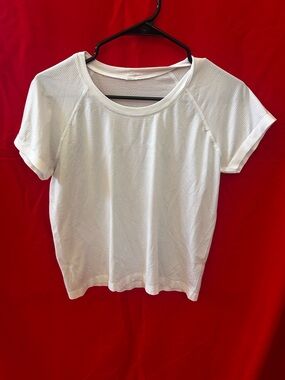 lululemon athletica White Short Sleeve Crew Tee